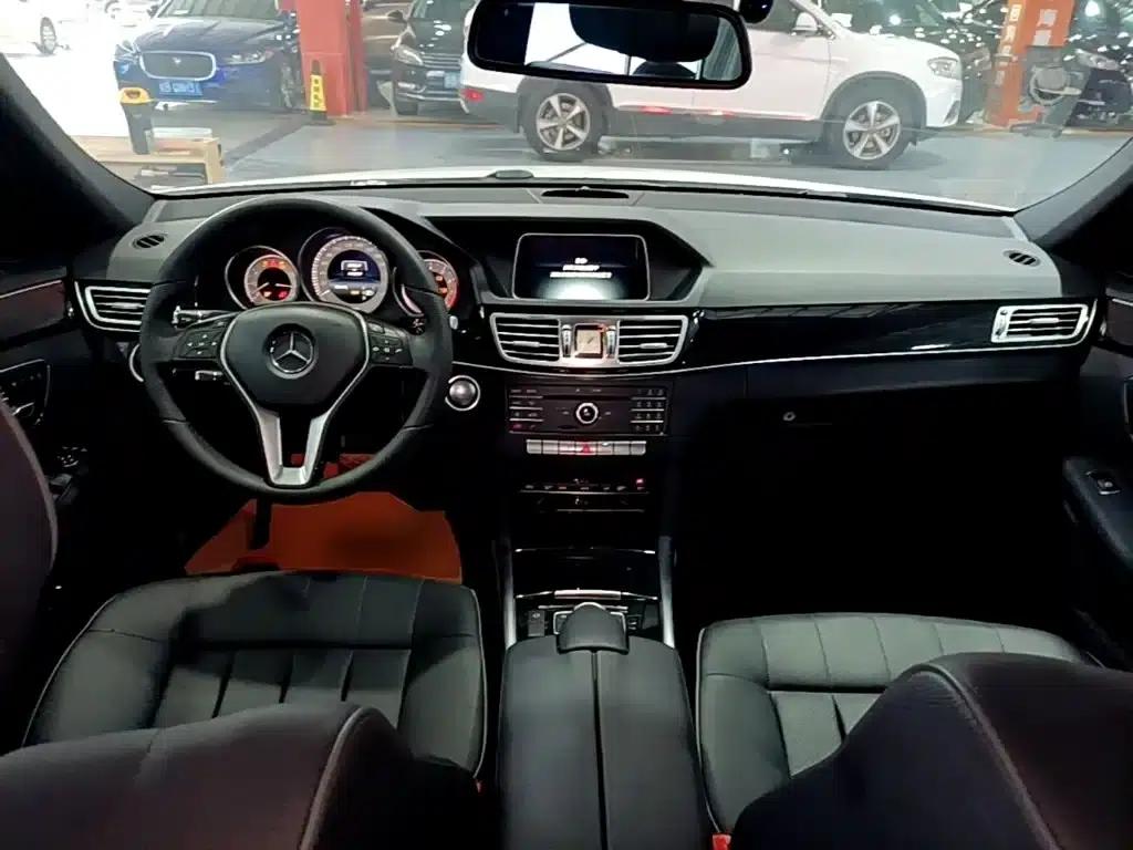 2015 Mercedes-Benz E-Class Facelift E 260 L Sport — миниатюра 10