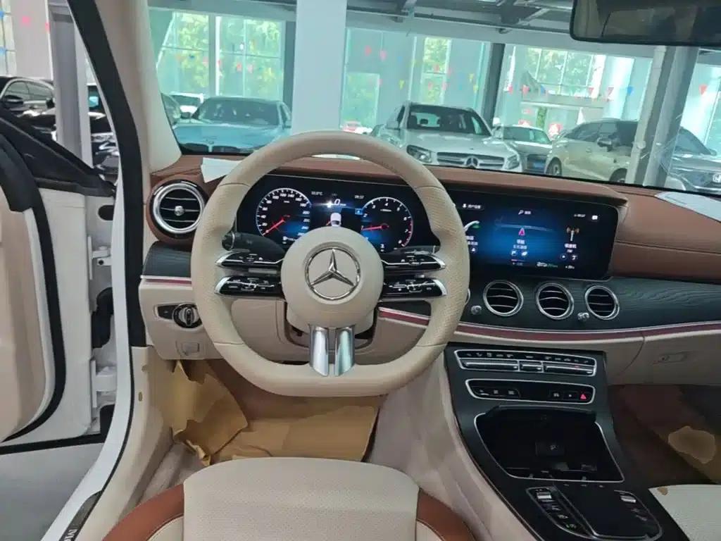 Mercedes-Benz E-Class 2021 Facelift E 300 L Sport Luxury — миниатюра 11