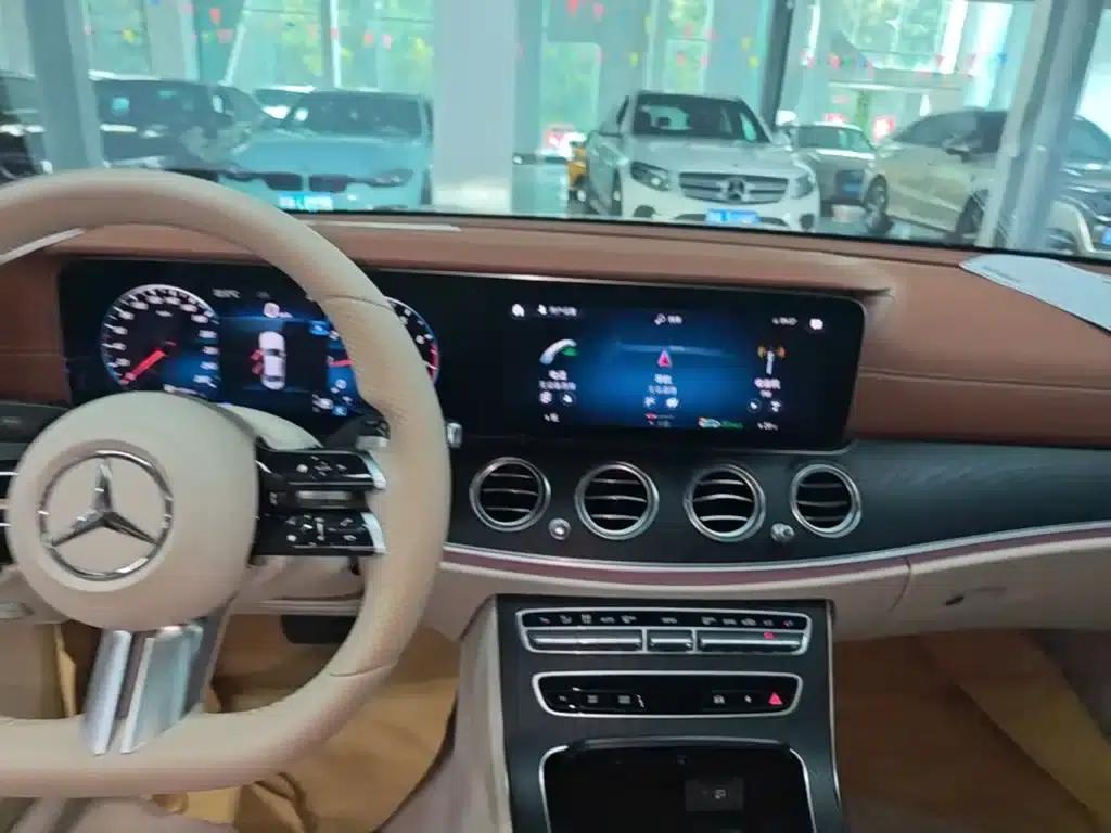 Mercedes-Benz E-Class 2021 Facelift E 300 L Sport Luxury — миниатюра 13