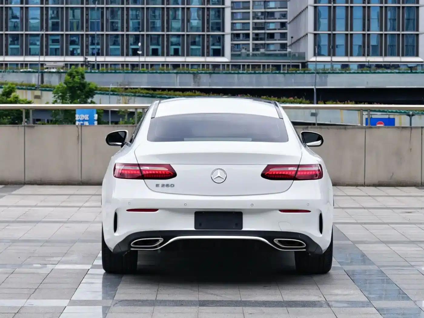 Mercedes-Benz E-Class (Imported) 2023 Facelift E 260 Coupe — миниатюра 5