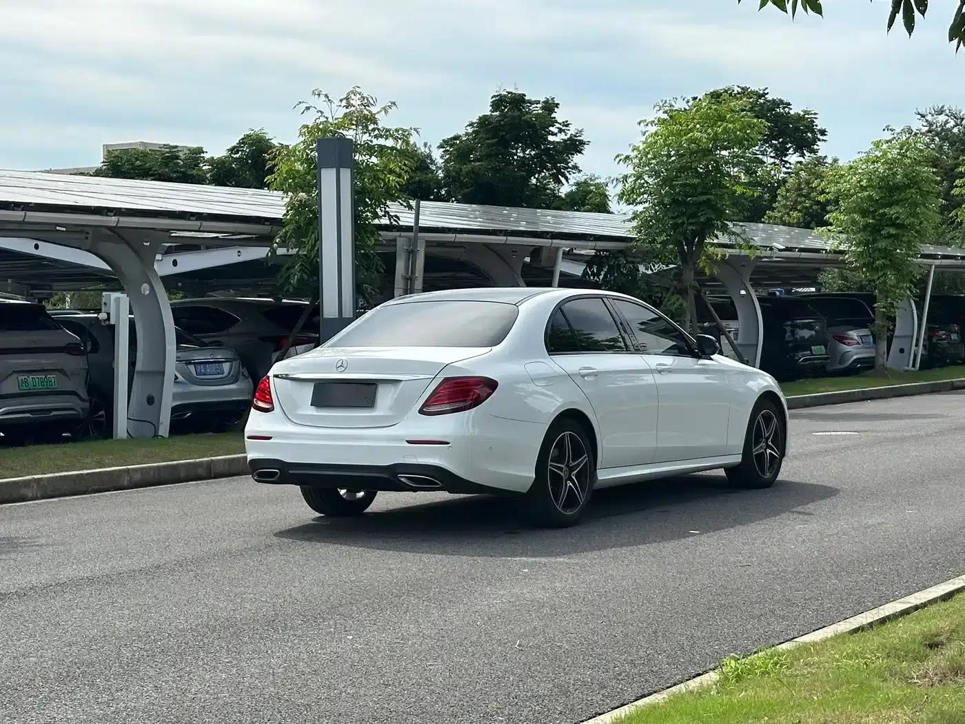 Mercedes-Benz E-Class (Imported) 2020 E 260 Sport Edition — миниатюра 4