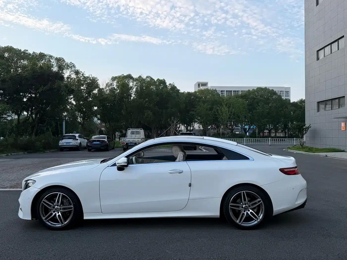 Imported Mercedes-Benz E-Class 2020 E 260 Coupe — миниатюра 20