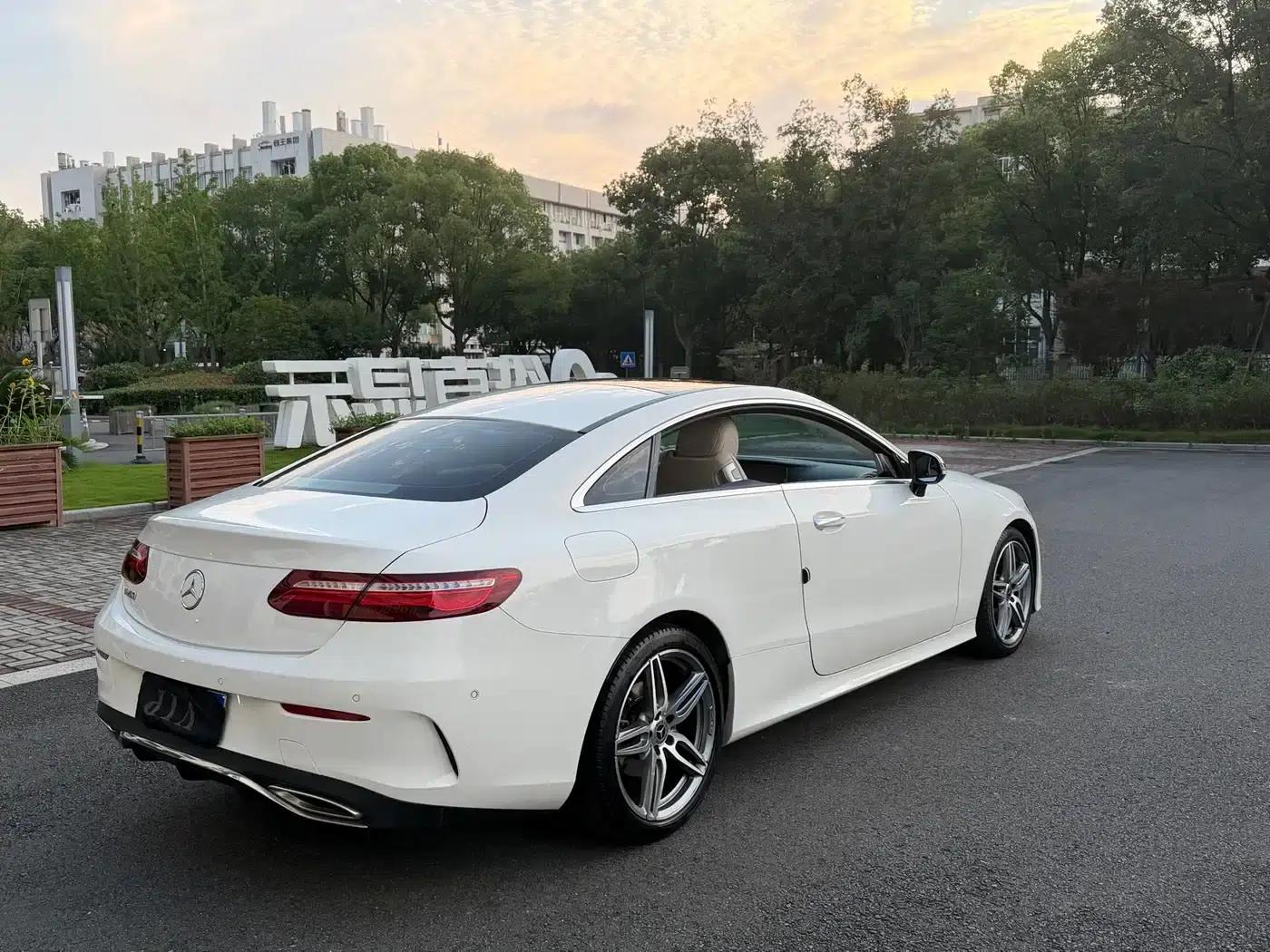 Imported Mercedes-Benz E-Class 2020 E 260 Coupe — миниатюра 25