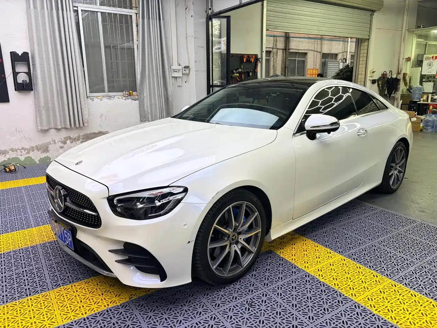 Mercedes-Benz E-Class (Imported) 2023 E 260 Coupe — миниатюра 1