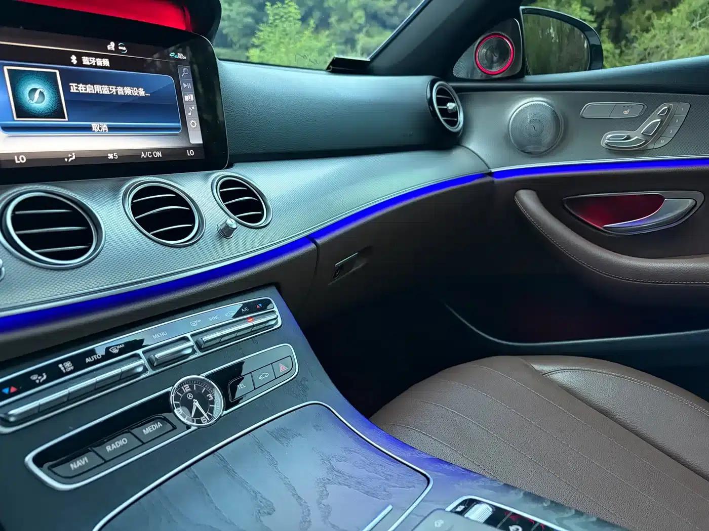 Imported Mercedes-Benz E-Class 2019 E 200 Sport 4MATIC — миниатюра 16