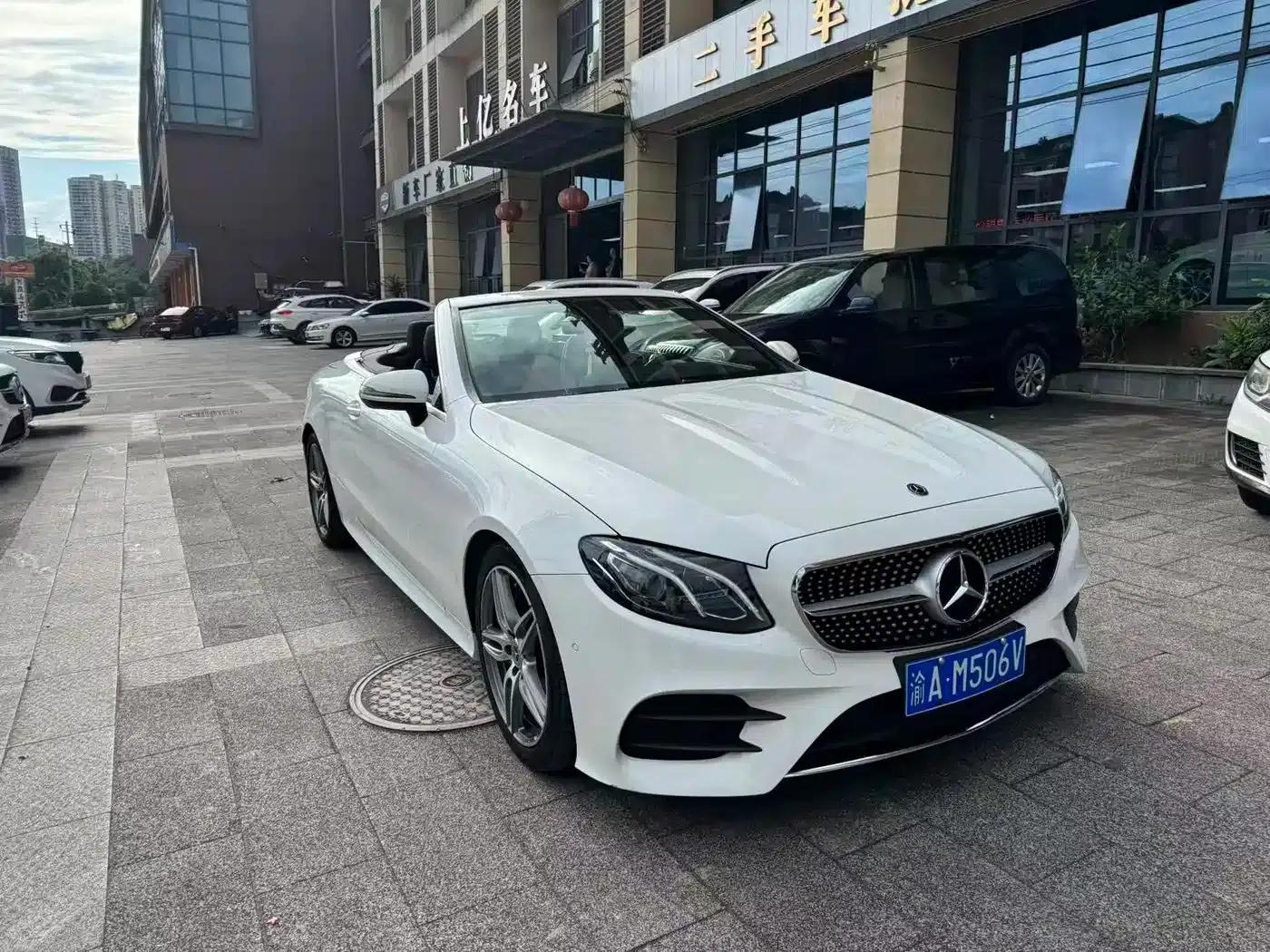 Imported Mercedes-Benz E-Class 2018 E 200 Convertible Coupe — миниатюра 3
