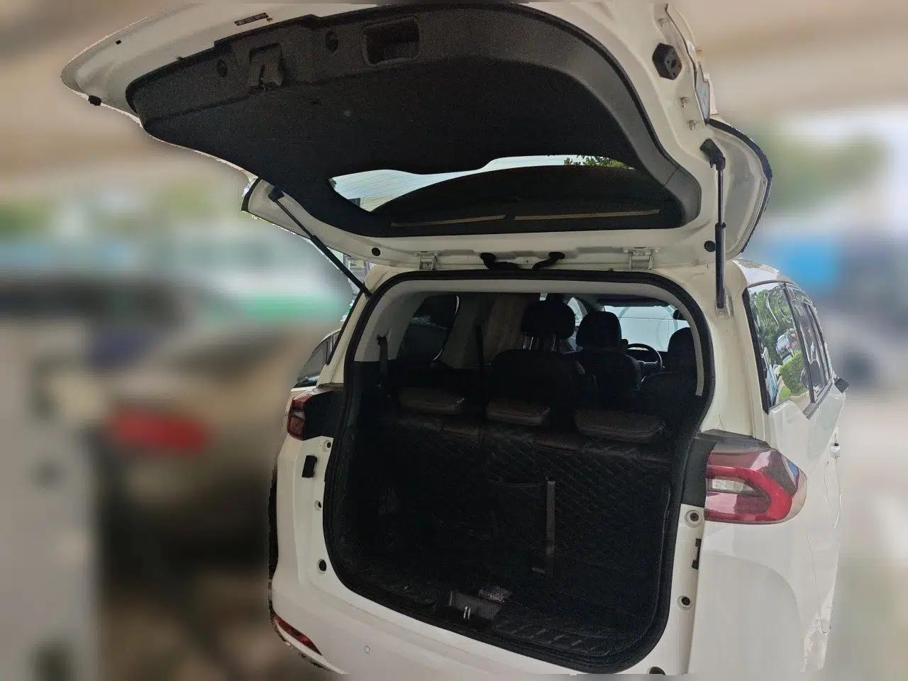 GAC Trumpchi M6 2019 270T Automatic Prestige Edition (7-seater) China V Standard — миниатюра 16