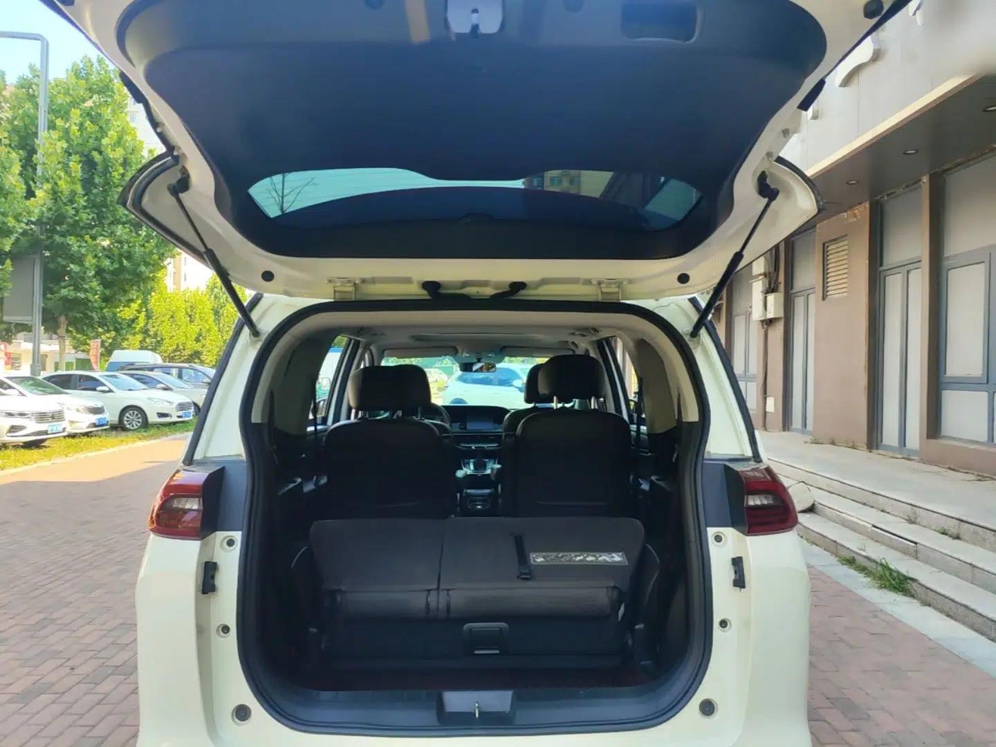 GAC Trumpchi M6 2019 270T Automatic Luxury Edition (6-seater) - China V Standard — миниатюра 22