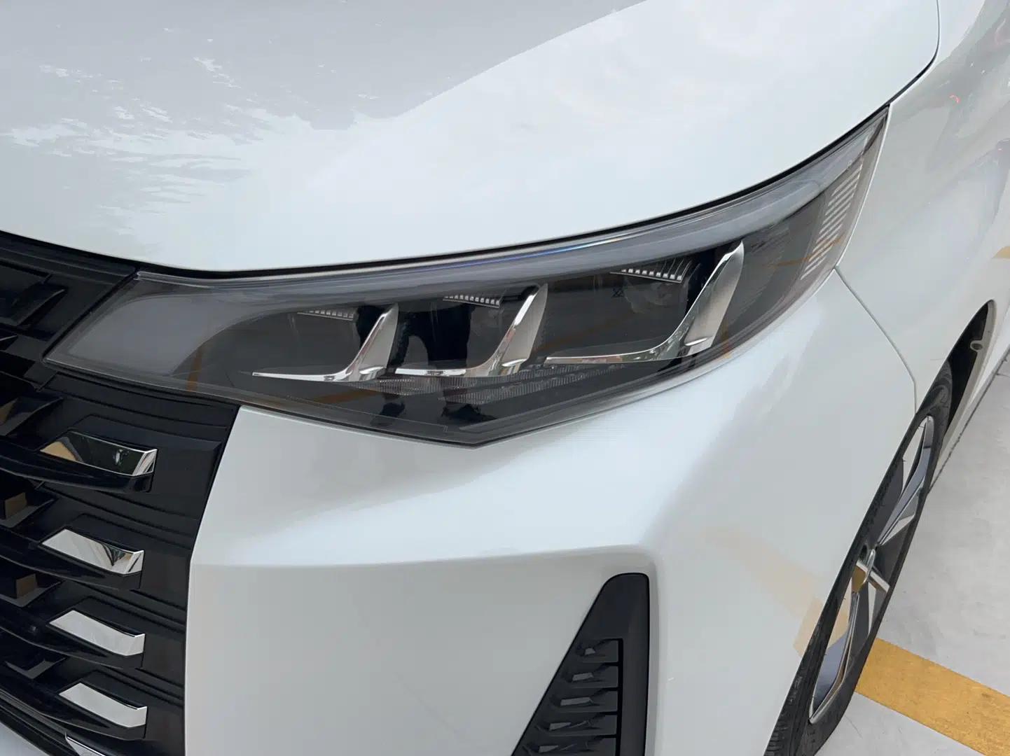 GAC Trumpchi M6 2023 PRO 270T DCT Luxury Edition — миниатюра 8
