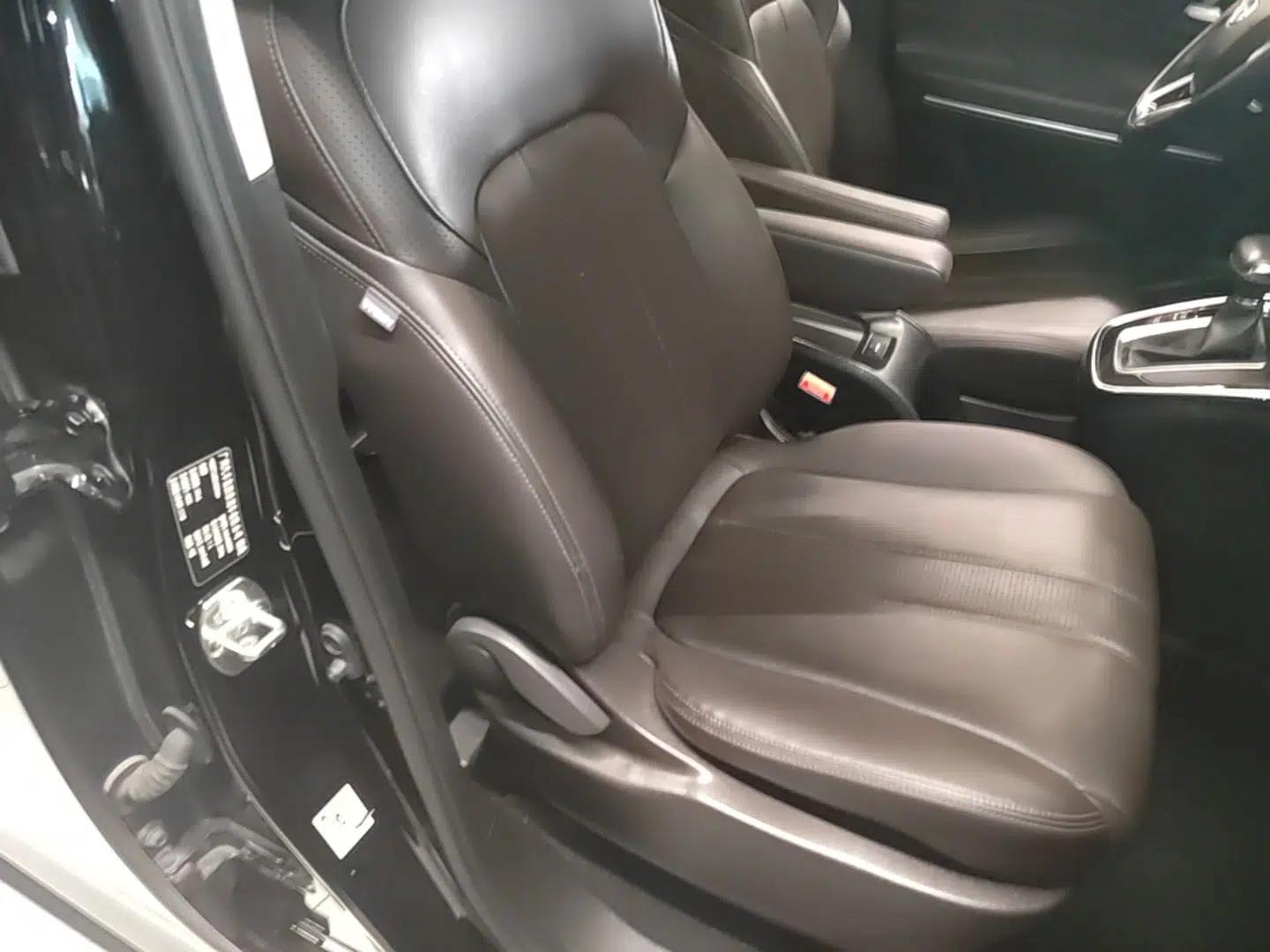 GAC Trumpchi M6 2019 270T DCT Luxury Edition (7-seater) China VI — миниатюра 24
