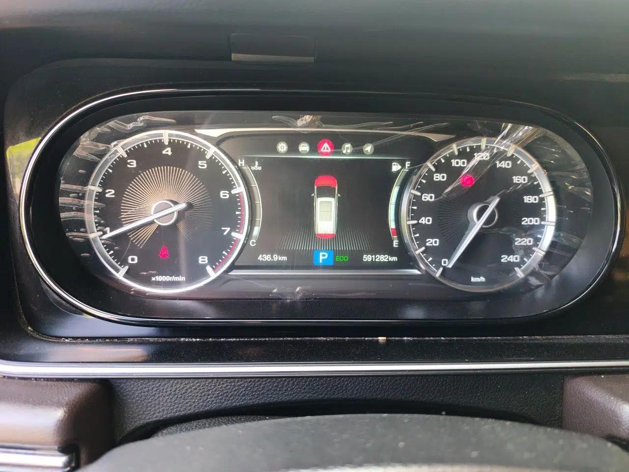 GAC Trumpchi M6 2019 270T Automatic Luxury Edition (7-seater) China V Standard — миниатюра 11