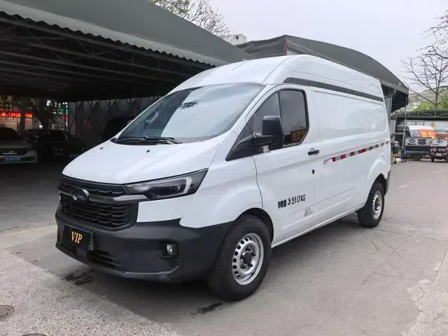 Ford Transit 2023 V362 2.0T Diesel Manual Van, 3 Seats, Central Axle, Central Roof, China VI Emission Standard