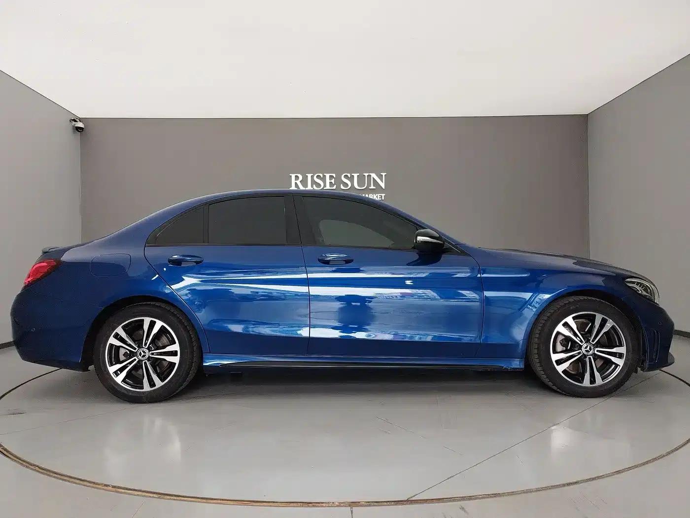 2019 Mercedes-Benz C-Class C 260 Sport Edition — миниатюра 4