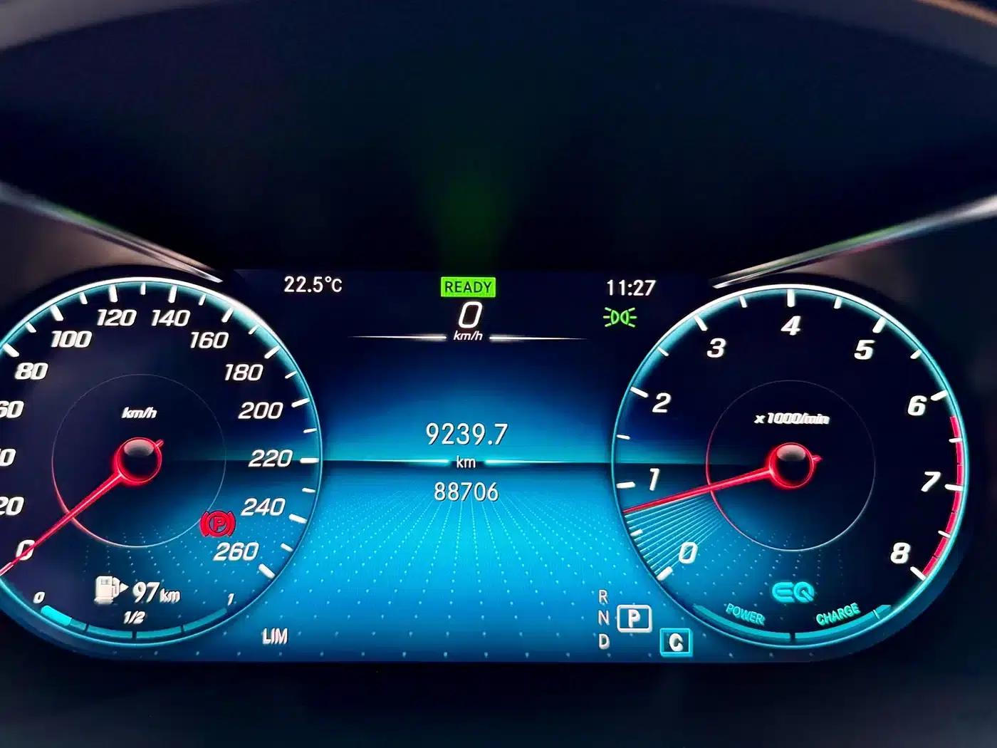 2020 Mercedes-Benz C-Class C 260 L Sport Edition — миниатюра 24
