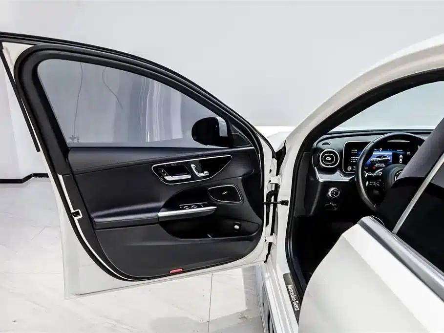 Mercedes-Benz C-Class 2023 Facelift C 260 L Sport Edition — миниатюра 7