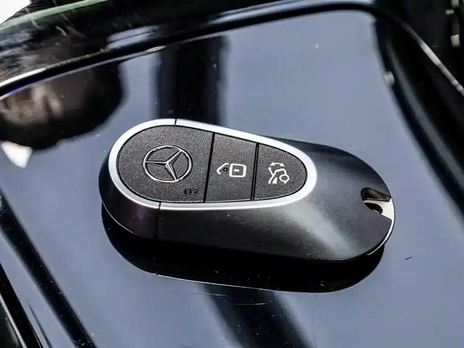 Mercedes-Benz C-Class 2023 Facelift C 260 L Sport Edition — миниатюра 18