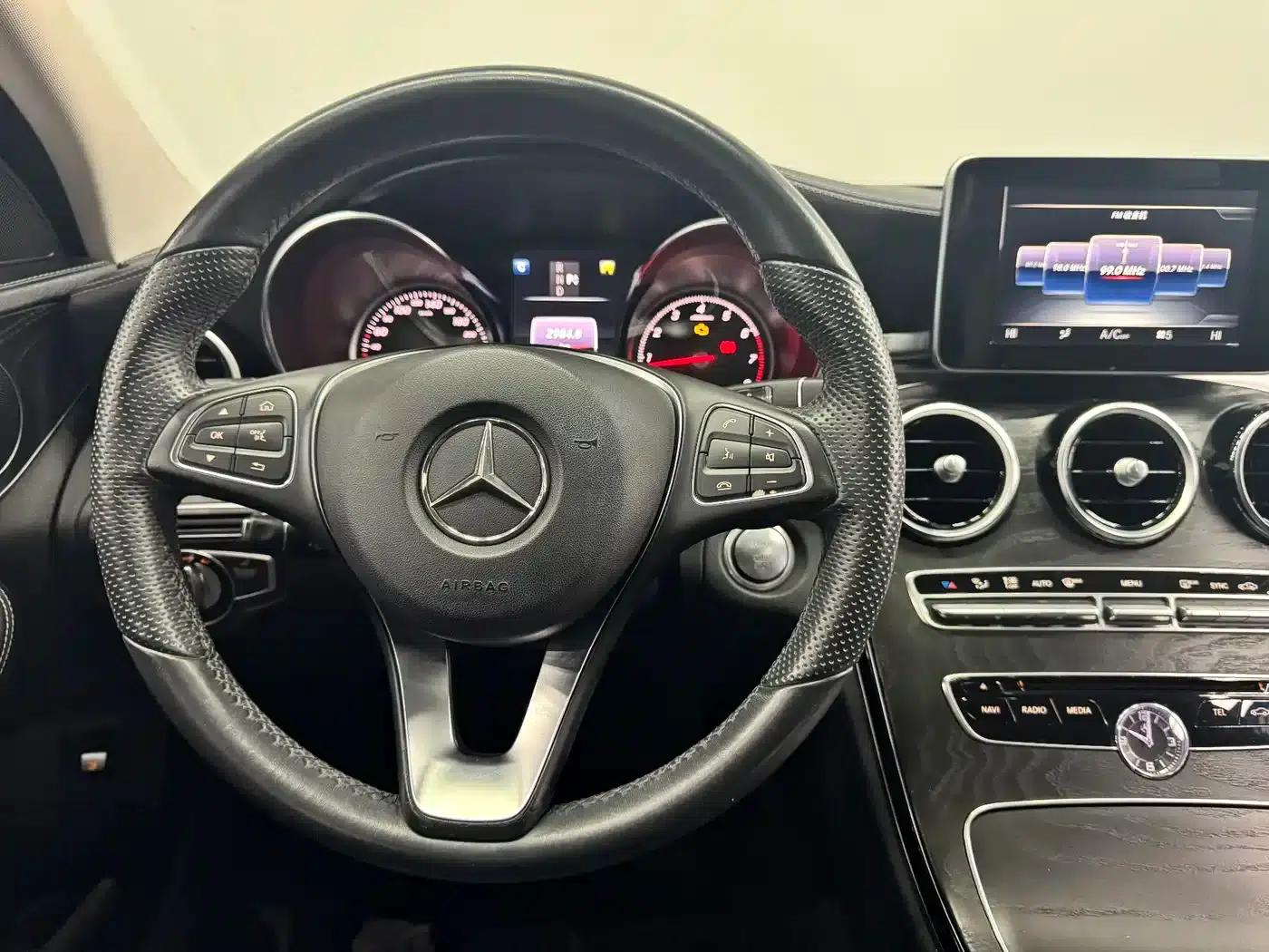 2015 Mercedes-Benz C-Class C 200 L 4MATIC — миниатюра 12