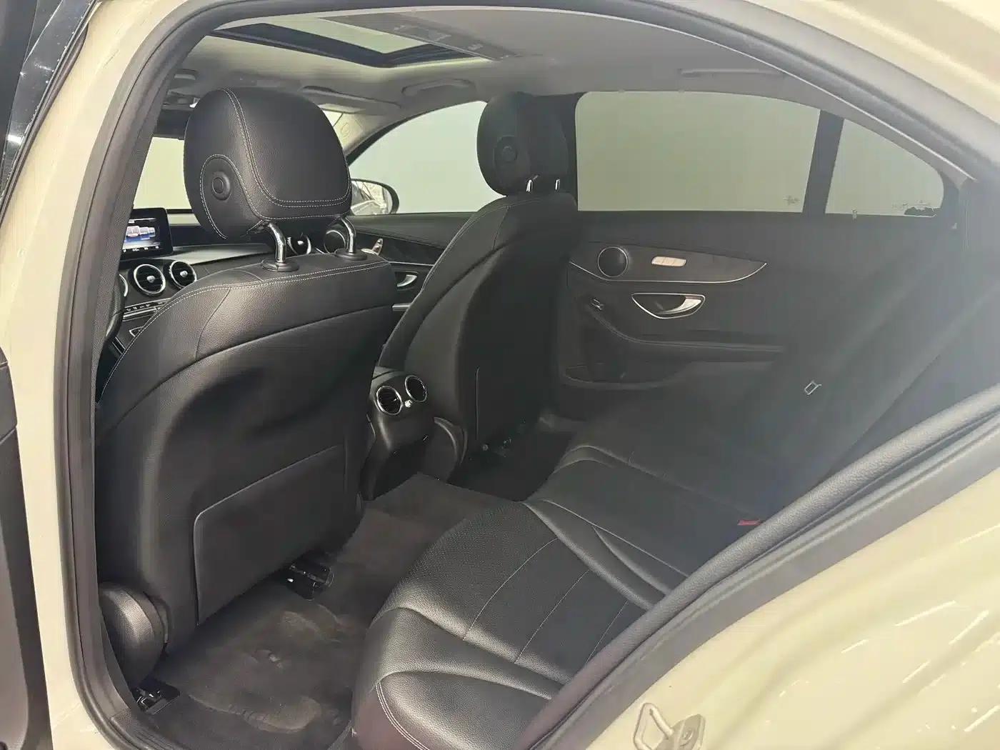 2015 Mercedes-Benz C-Class C 200 L 4MATIC — миниатюра 15