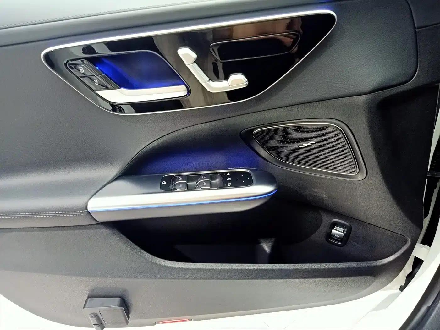 Mercedes-Benz C-Class 2025 Facelift C 260 L Sport Edition — миниатюра 15