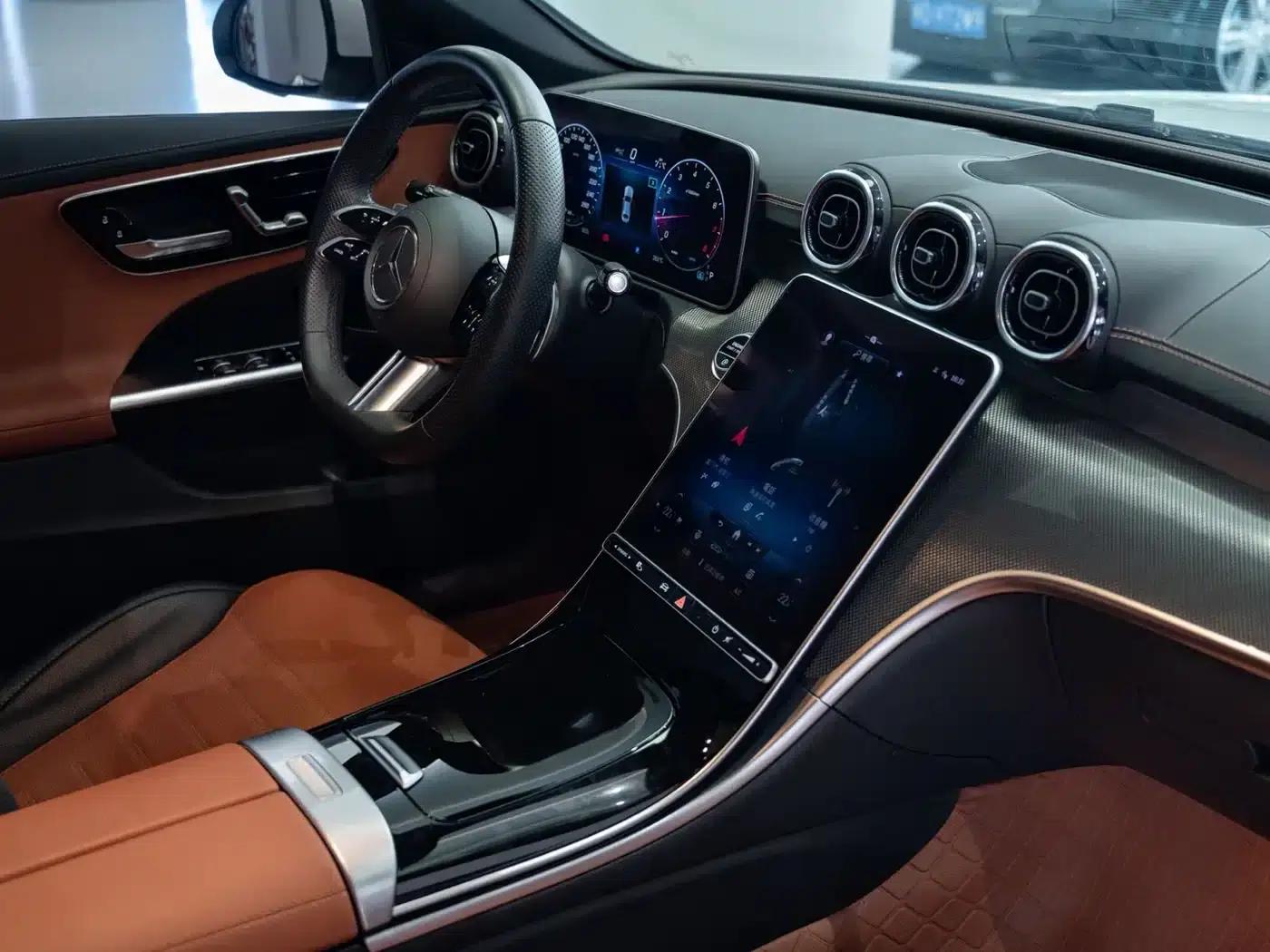 2023 Mercedes-Benz C-Class C 200 L Sport Edition — миниатюра 16