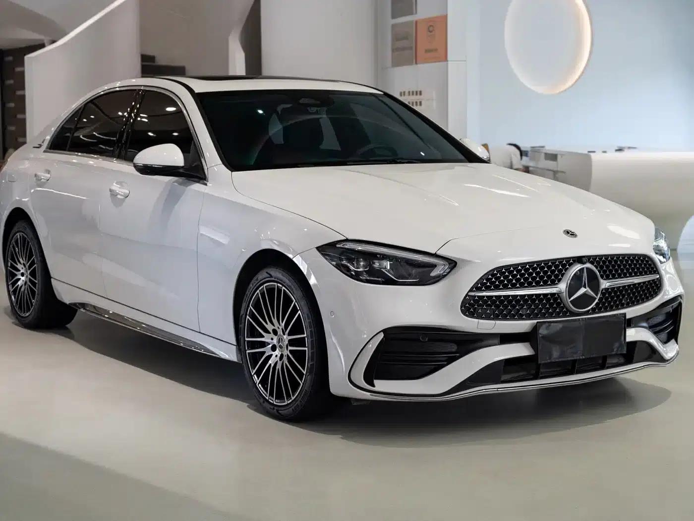 2023 Mercedes-Benz C-Class C 200 L Sport Edition — миниатюра 3