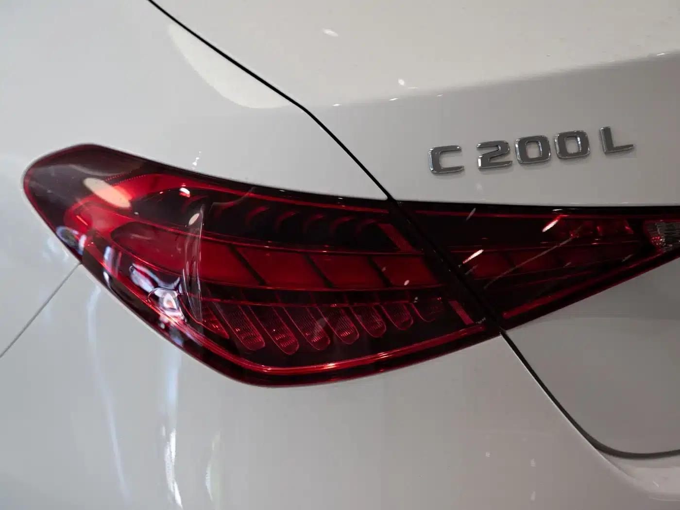 2023 Mercedes-Benz C-Class C 200 L Sport Edition — миниатюра 10