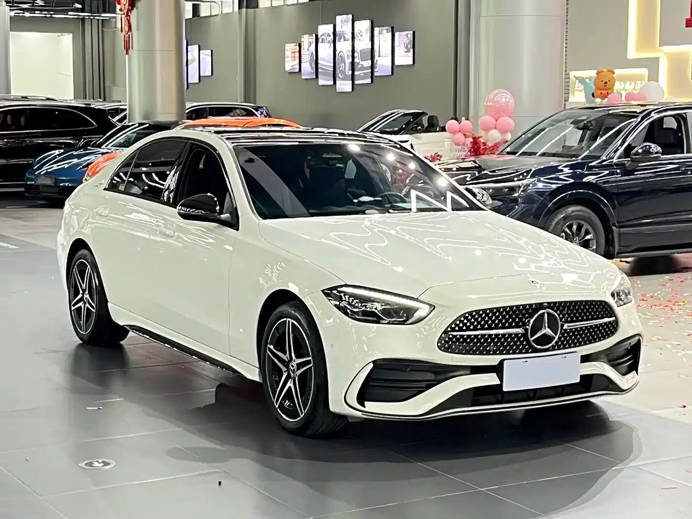 Mercedes-Benz C-Class 2024 Facelift C 260 L Sport Night Edition — миниатюра 3