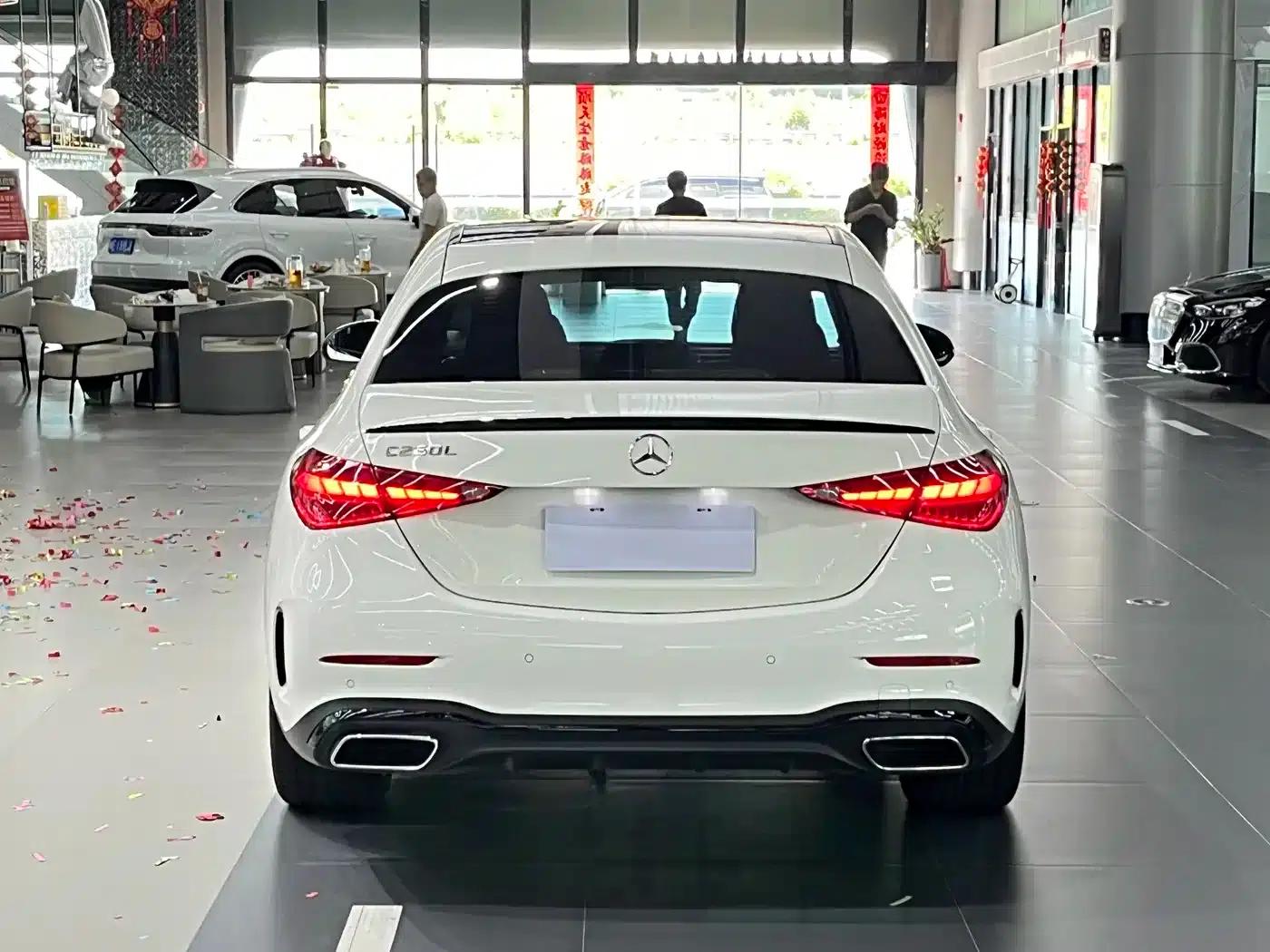 Mercedes-Benz C-Class 2024 Facelift C 260 L Sport Night Edition — миниатюра 8