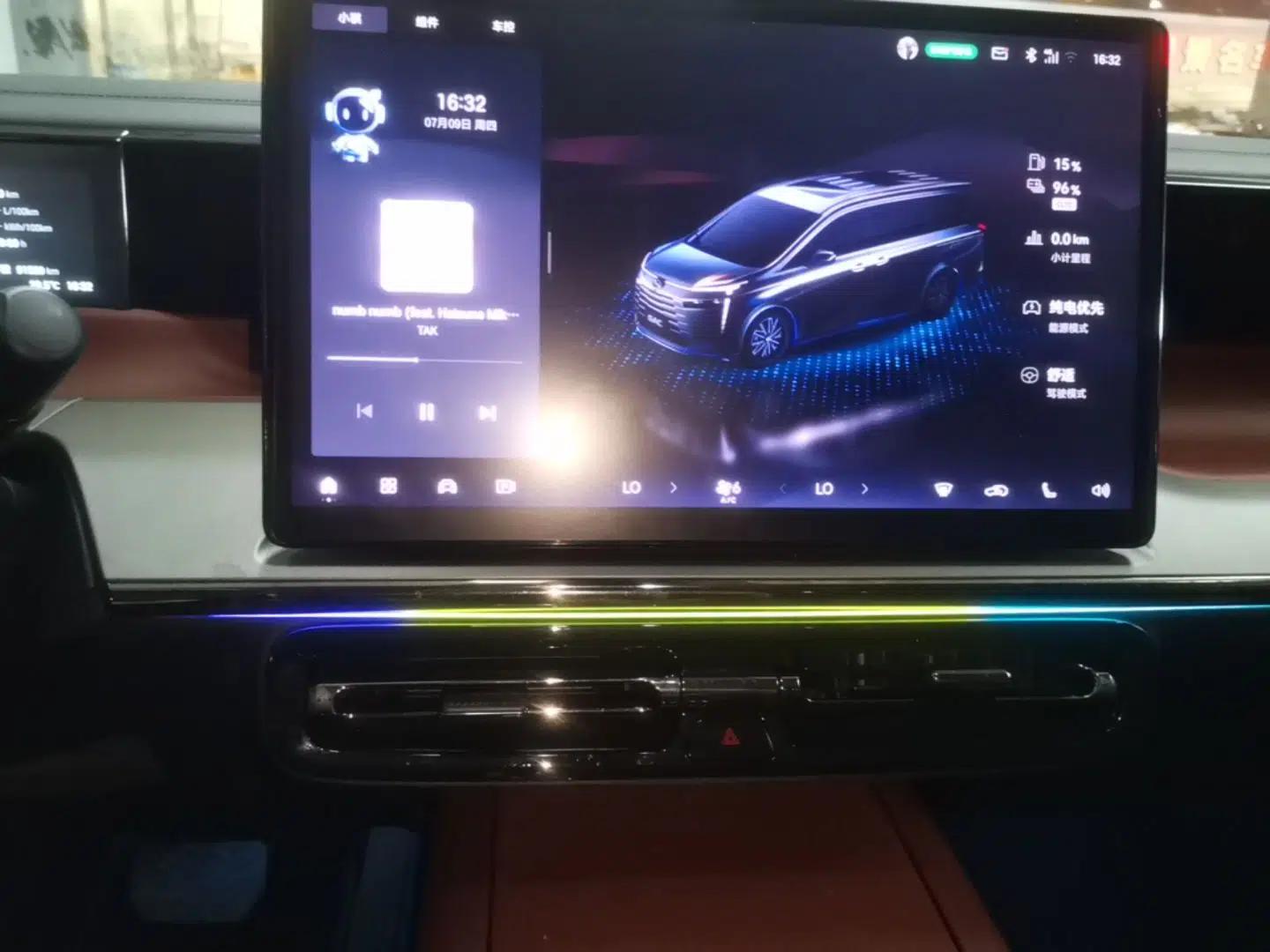 GAC Trumpchi E8 New Energy 2025 150km PRO+ — миниатюра 20