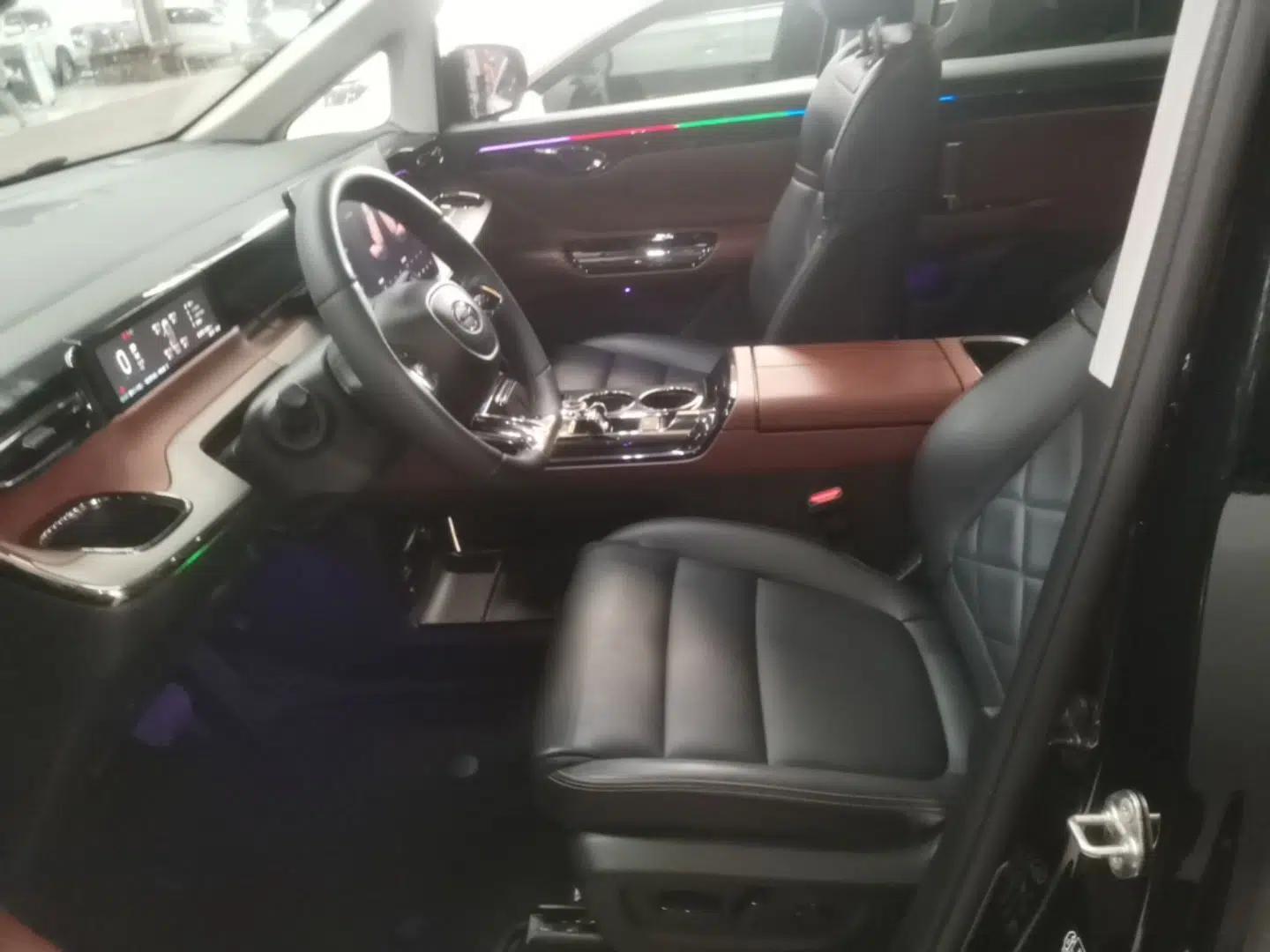 GAC Trumpchi E8 New Energy 2025 150km PRO+ — миниатюра 22