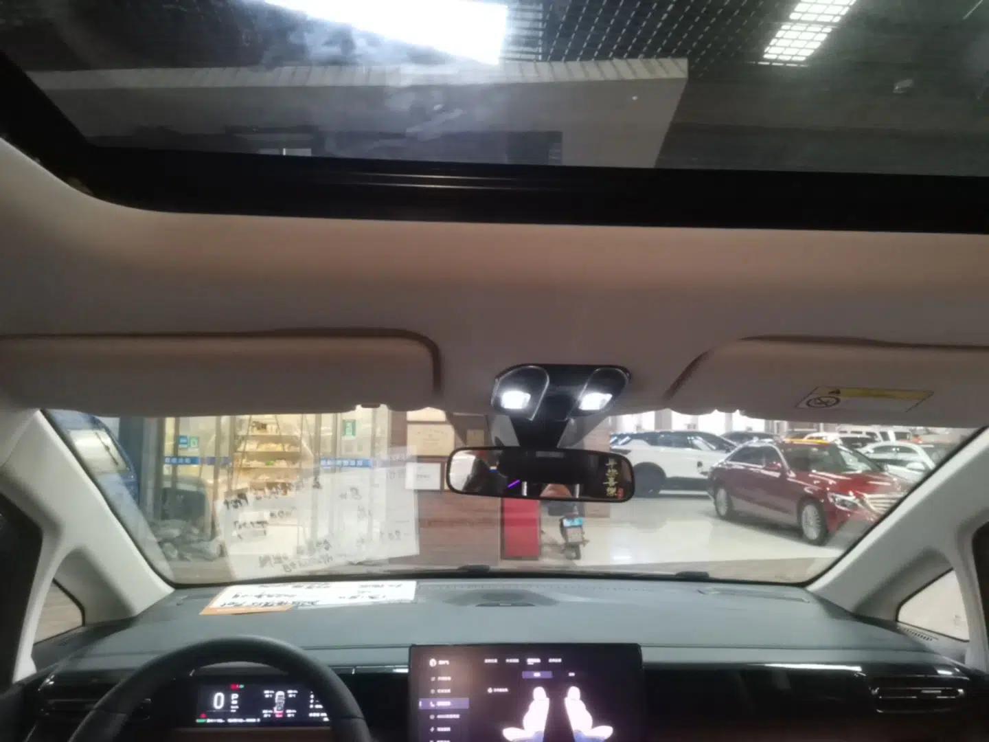 GAC Trumpchi E8 New Energy 2025 150km PRO+ — миниатюра 26