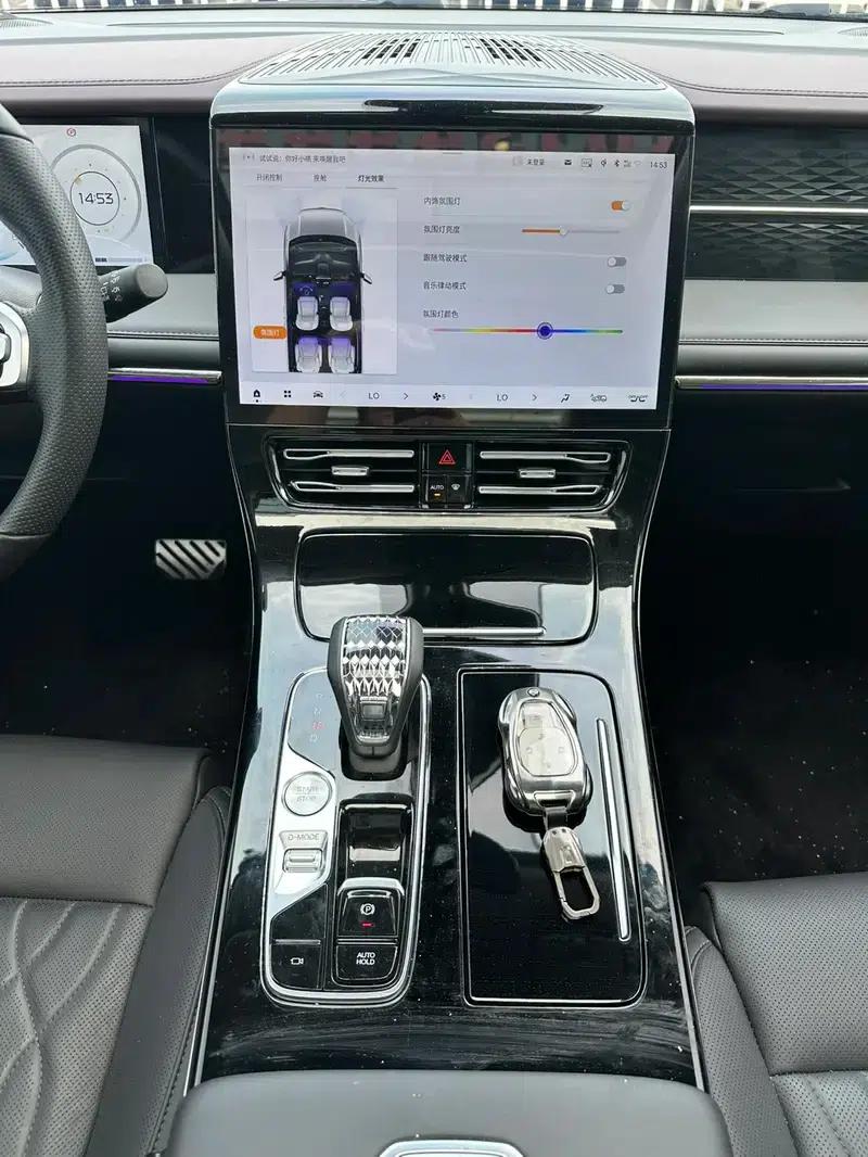 Trumpchi M8 2024 Master Series 2.0TGDI Supreme Edition — миниатюра 11