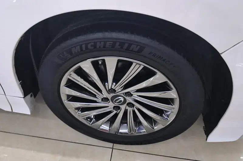 Trumpchi M8 2021 Master Series 390T Supreme Edition — миниатюра 12