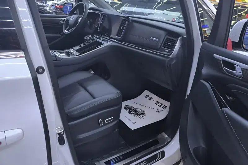 Trumpchi M8 2021 Master Series 390T Supreme Edition — миниатюра 9