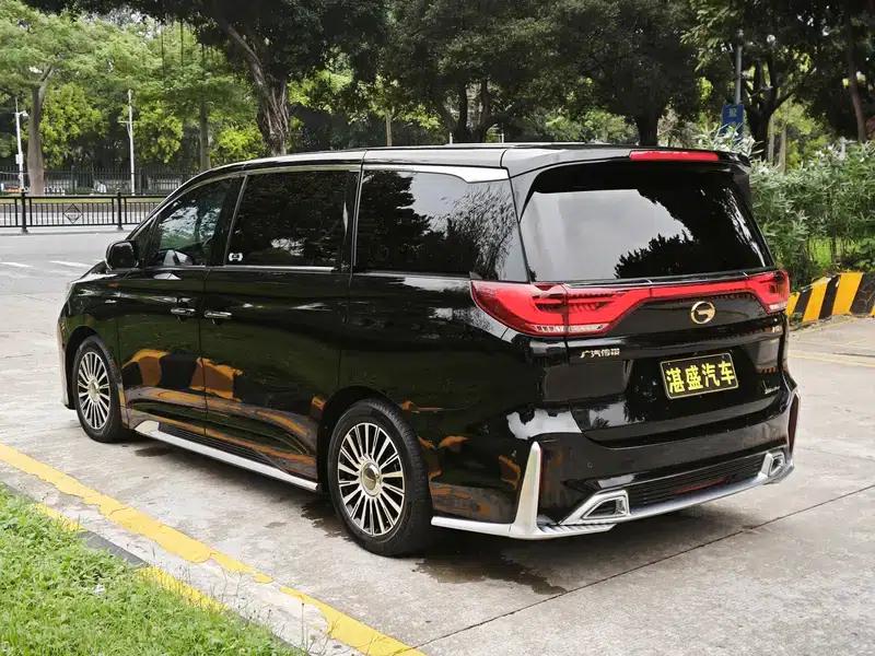 Trumpchi M8 2021 Master Series 390T Four-Seat Royal Edition — миниатюра 4