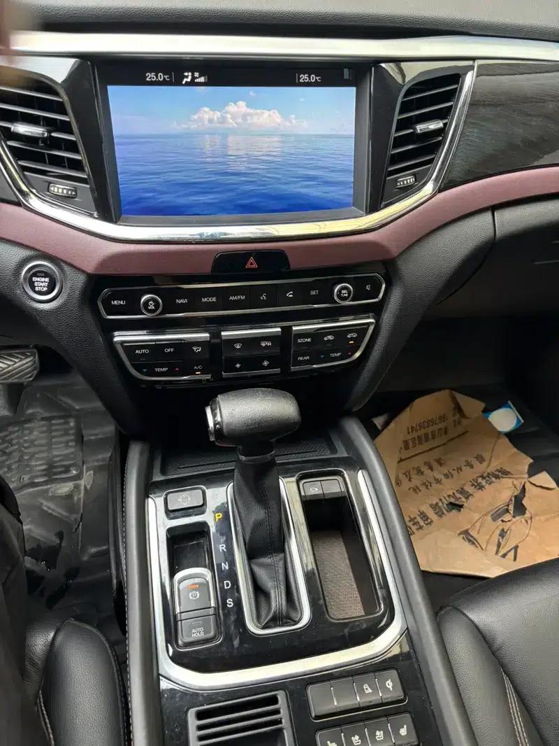 Trumpchi GS8 2017 320T 2WD Premium Edition 7-Seater — миниатюра 11