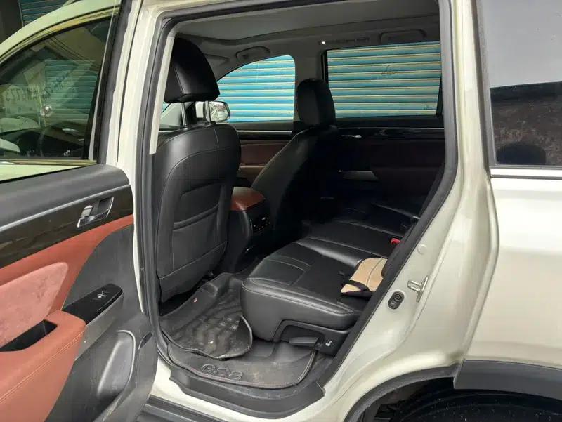 Trumpchi GS8 2017 320T 2WD Premium Edition 7-Seater — миниатюра 15