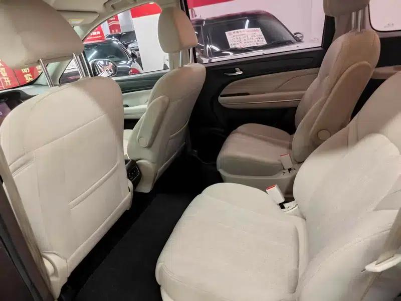 Trumpchi M6 2019 270T Automatic Elite Edition 7-seater National VI Emission Standard — миниатюра 9