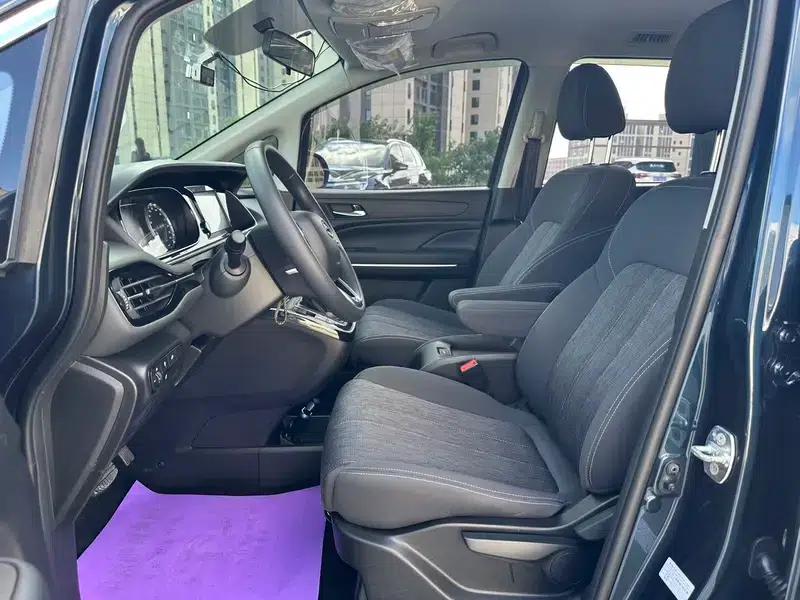 Trumpchi M6 2021 270T Automatic Elite Edition 7-seater — миниатюра 16