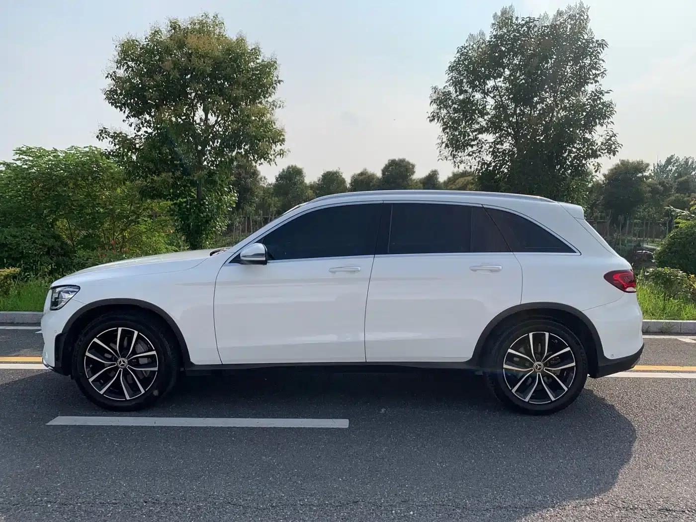 2021 Mercedes-Benz GLC 260 L 4MATIC Luxury — миниатюра 3
