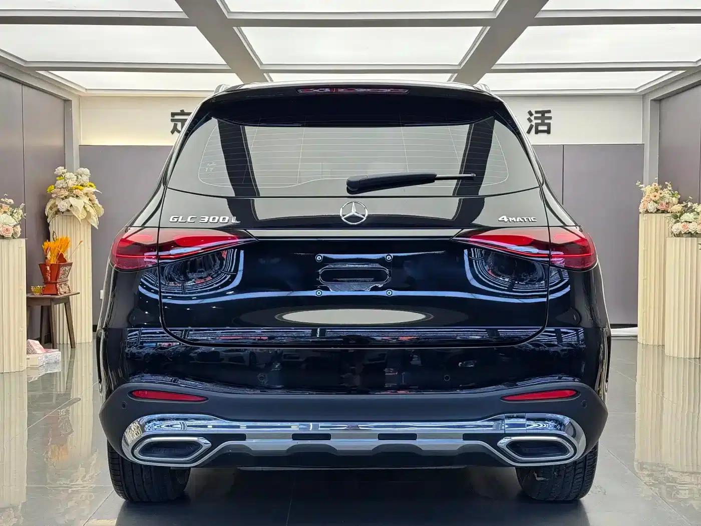 2025 Mercedes-Benz GLC 300 L 4MATIC Dynamic 5-seater — миниатюра 13