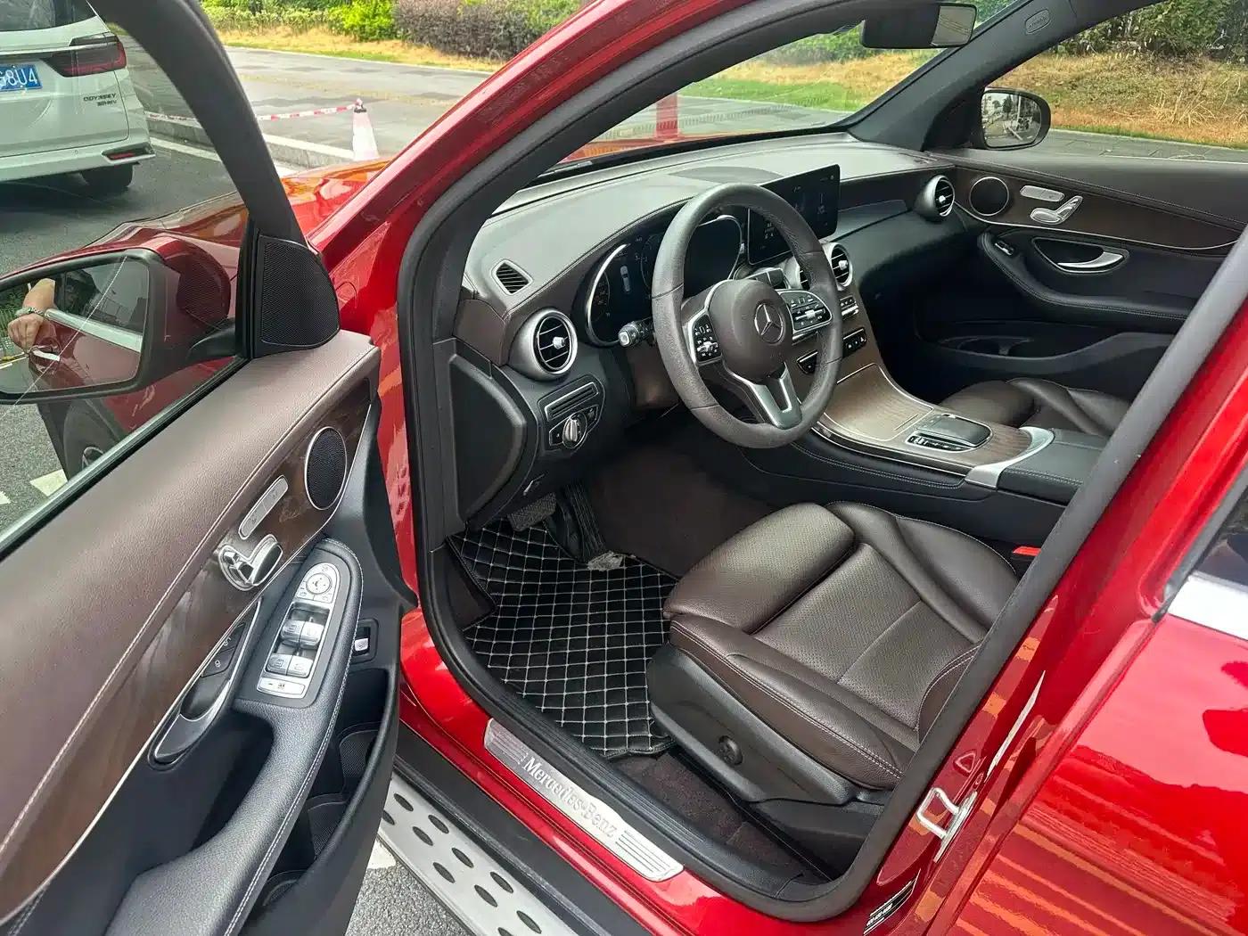 2020 Mercedes-Benz GLC Facelift: GLC 260 L 4MATIC Luxury — миниатюра 12