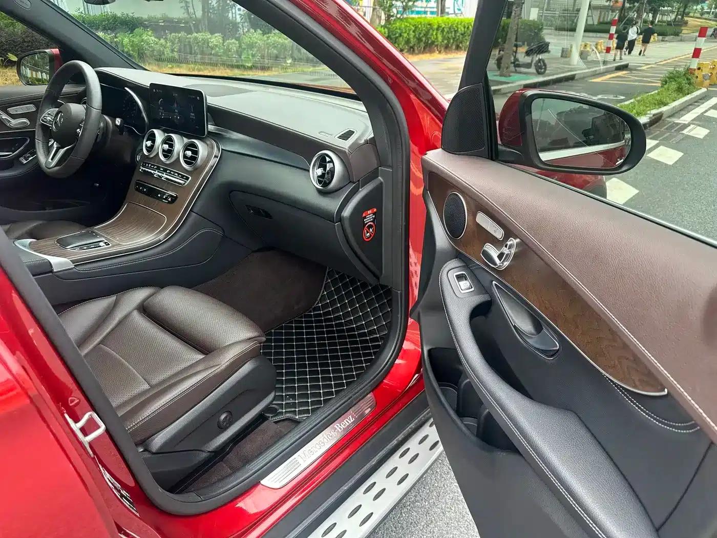 2020 Mercedes-Benz GLC Facelift: GLC 260 L 4MATIC Luxury — миниатюра 18