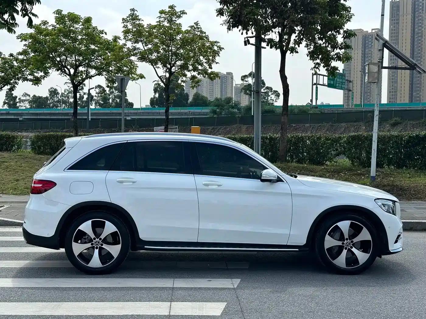 2018 Mercedes-Benz GLC Facelift: GLC 300 4MATIC Dynamic — миниатюра 6