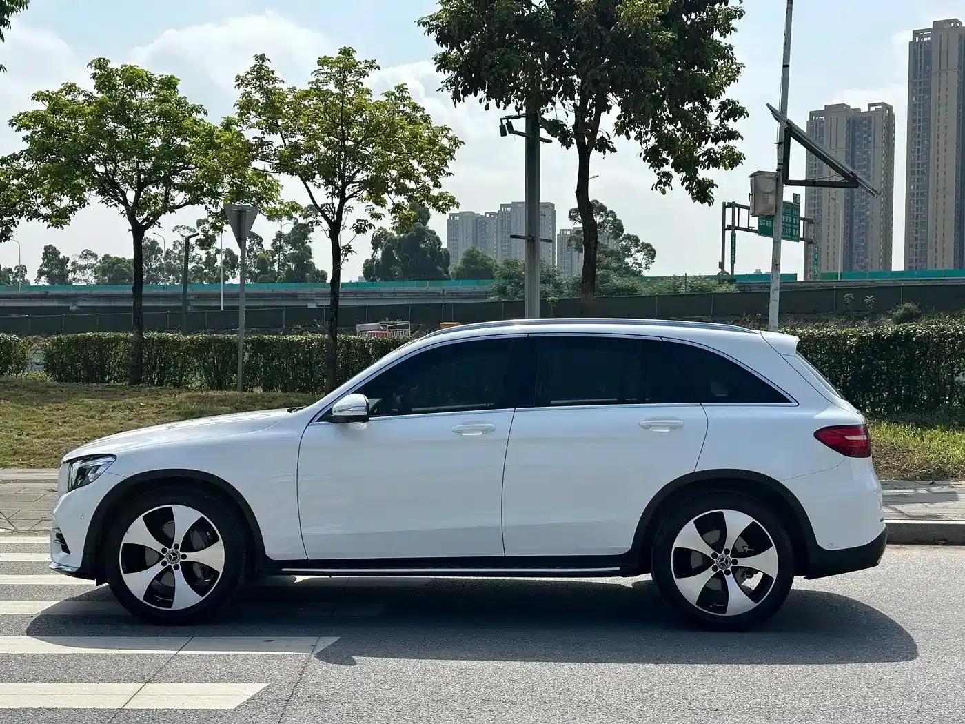 2018 Mercedes-Benz GLC Facelift: GLC 300 4MATIC Dynamic — миниатюра 7