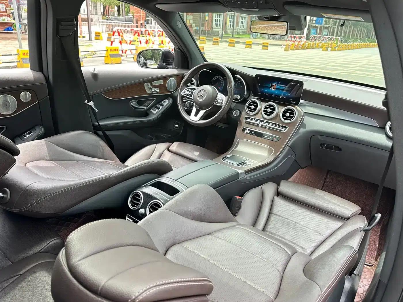 2021 Mercedes-Benz GLC 300 L 4MATIC Dynamic — миниатюра 12