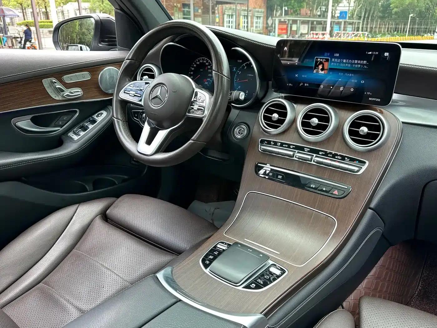 2021 Mercedes-Benz GLC 300 L 4MATIC Dynamic — миниатюра 15