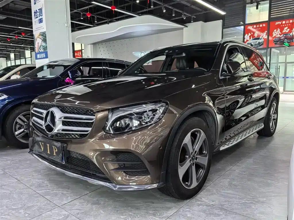 2017 Mercedes-Benz GLC 300 4MATIC Dynamic — миниатюра 1
