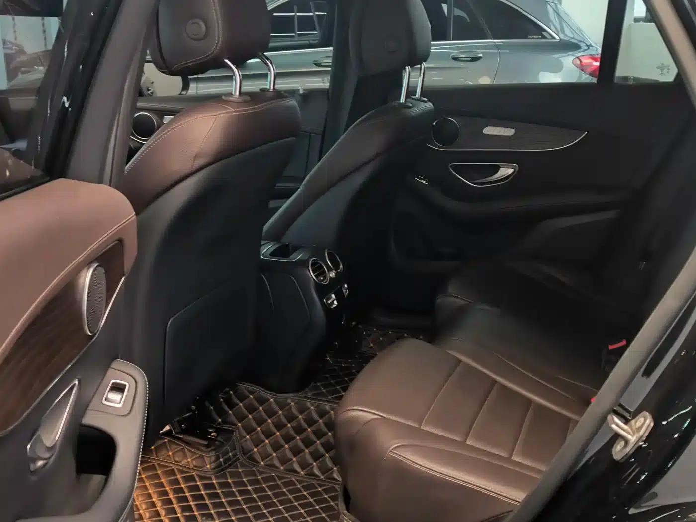 2022 Mercedes-Benz GLC 260 L 4MATIC Luxury — миниатюра 11