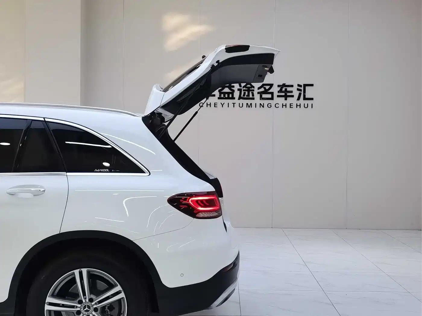 2021 Mercedes-Benz GLC 260 L 4MATIC Dynamic — миниатюра 21